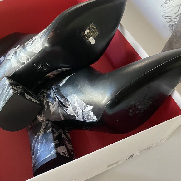 New Valentino Leather Rose Print Boots - Picture 4 of 9
